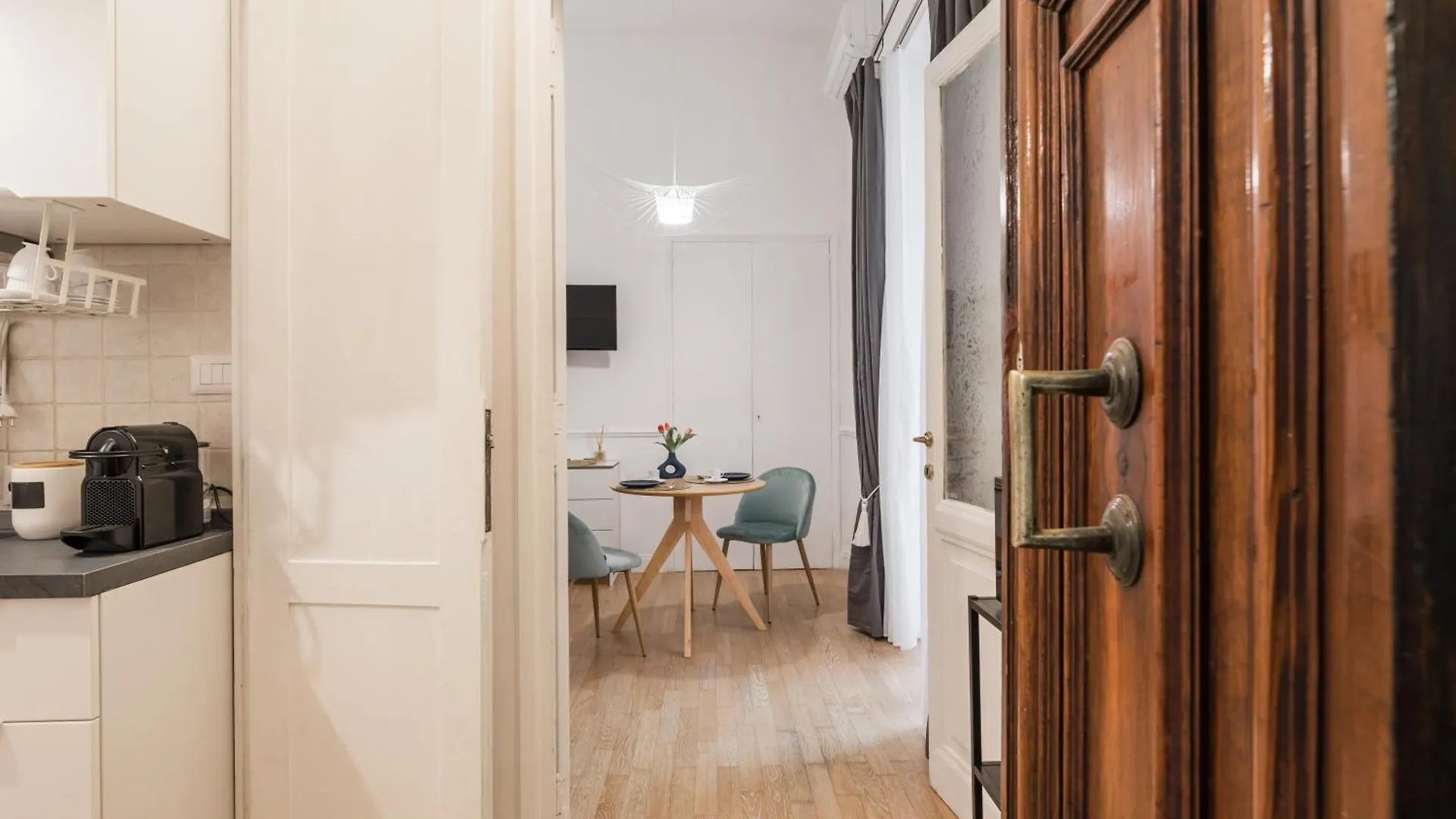 Scipioni Vatican Studio Distante 10 Minuti A Piedi Dal Vaticano Rome Apartment