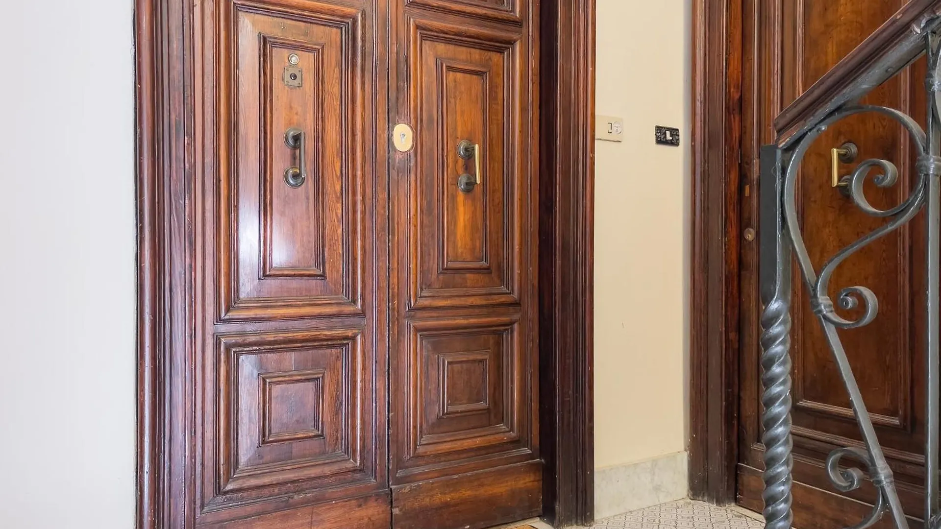 Scipioni Vatican Studio Distante 10 Minuti A Piedi Dal Vaticano 로마 아파트
