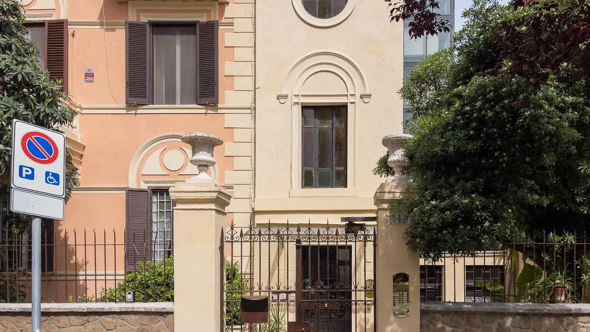Scipioni Vatican Studio Distante 10 Minuti A Piedi Dal Vaticano Rome